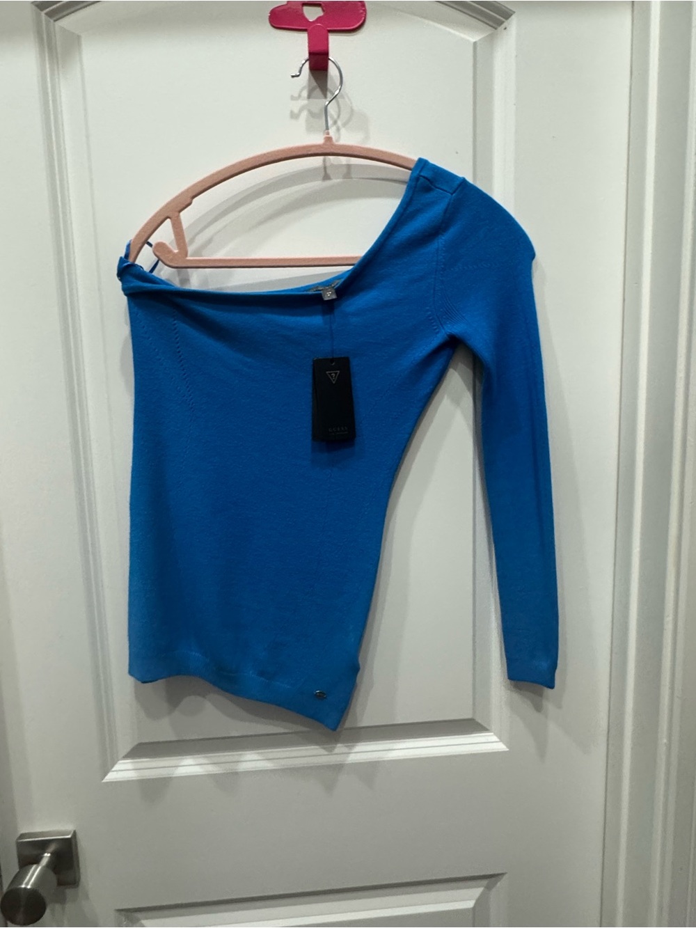 Guess: One-Shoulder Long Sleeve Top in Bright Blue